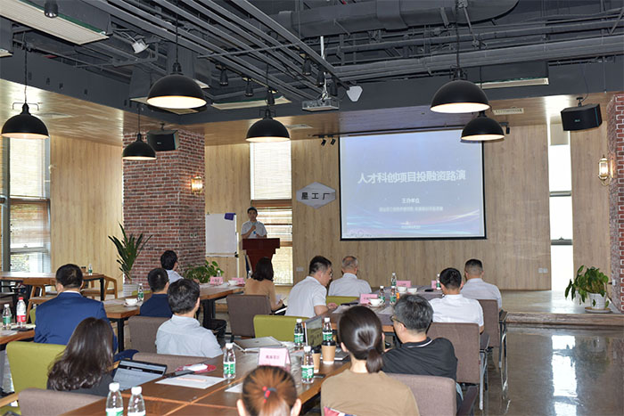 昆山工研院:鏈接全球資源 加快“二次創(chuàng)業(yè)”-6-s.jpg