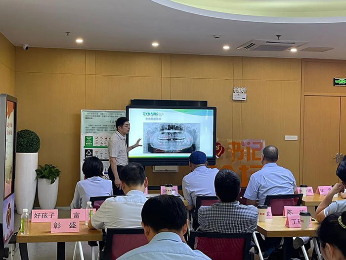 “科技+”賦能計劃--“智聯(lián)大院大所 賦能數(shù)字經(jīng)濟(jì)” 專題技術(shù)對接會成功舉辦-7.jpg