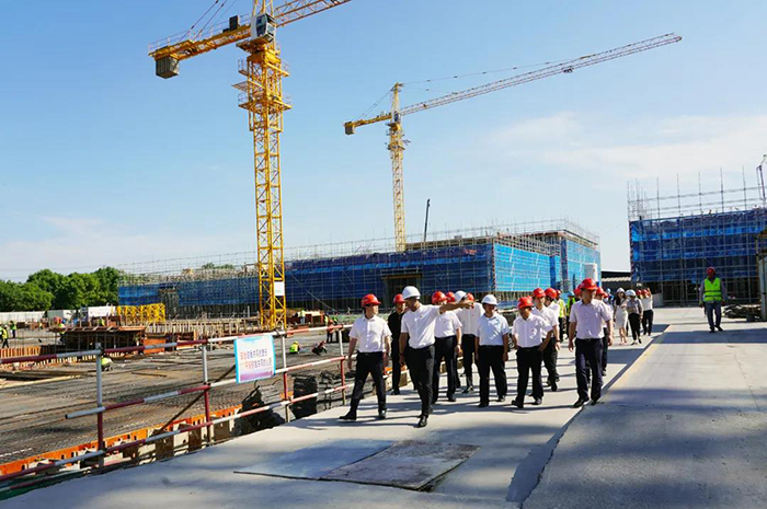 學(xué)黨史 創(chuàng)控集團黨委·昆山工研院黨總支舉辦理論學(xué)習(xí)中心組(擴大)聯(lián)學(xué)活動-9.jpg