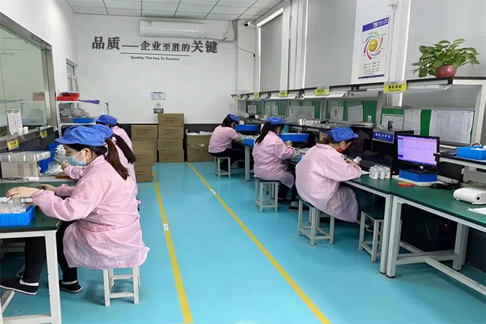 疫情防控不松懈 復(fù)工復(fù)產(chǎn)按下“快進(jìn)鍵”-1-s.jpg