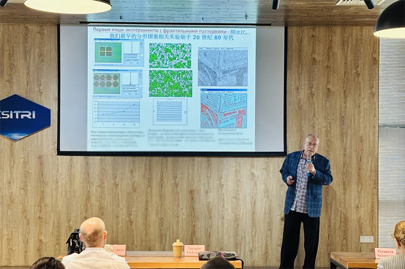 1761632117379074.jpg 2.jpg